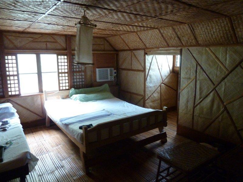 Bamboo House Beach Lodge & Restaurant Пуэрто-Галера Экстерьер фото